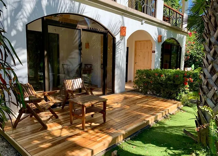 Hotel Cantarana Playa Grande