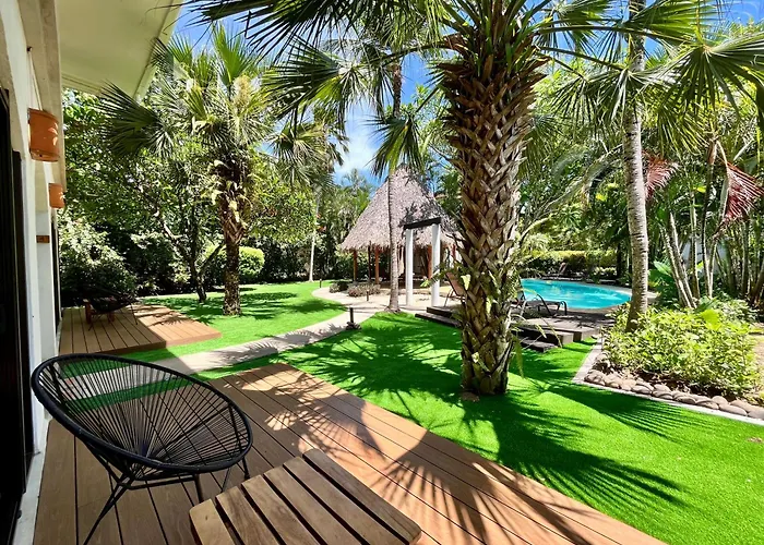 Hotel Cantarana Playa Grande