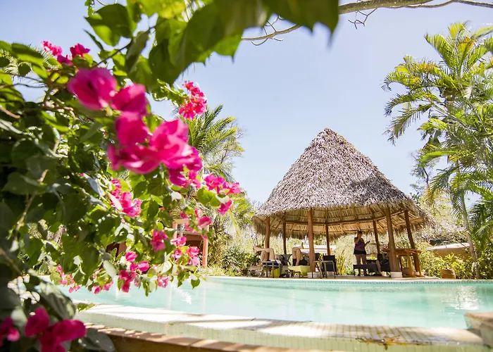 Hotel Cantarana Playa Grande