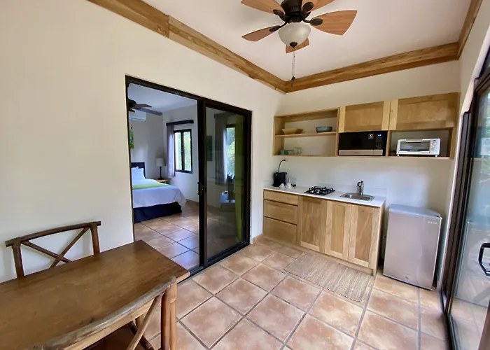 Hotel Cantarana Playa Grande