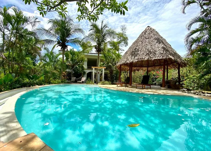 Hotel Cantarana 3*